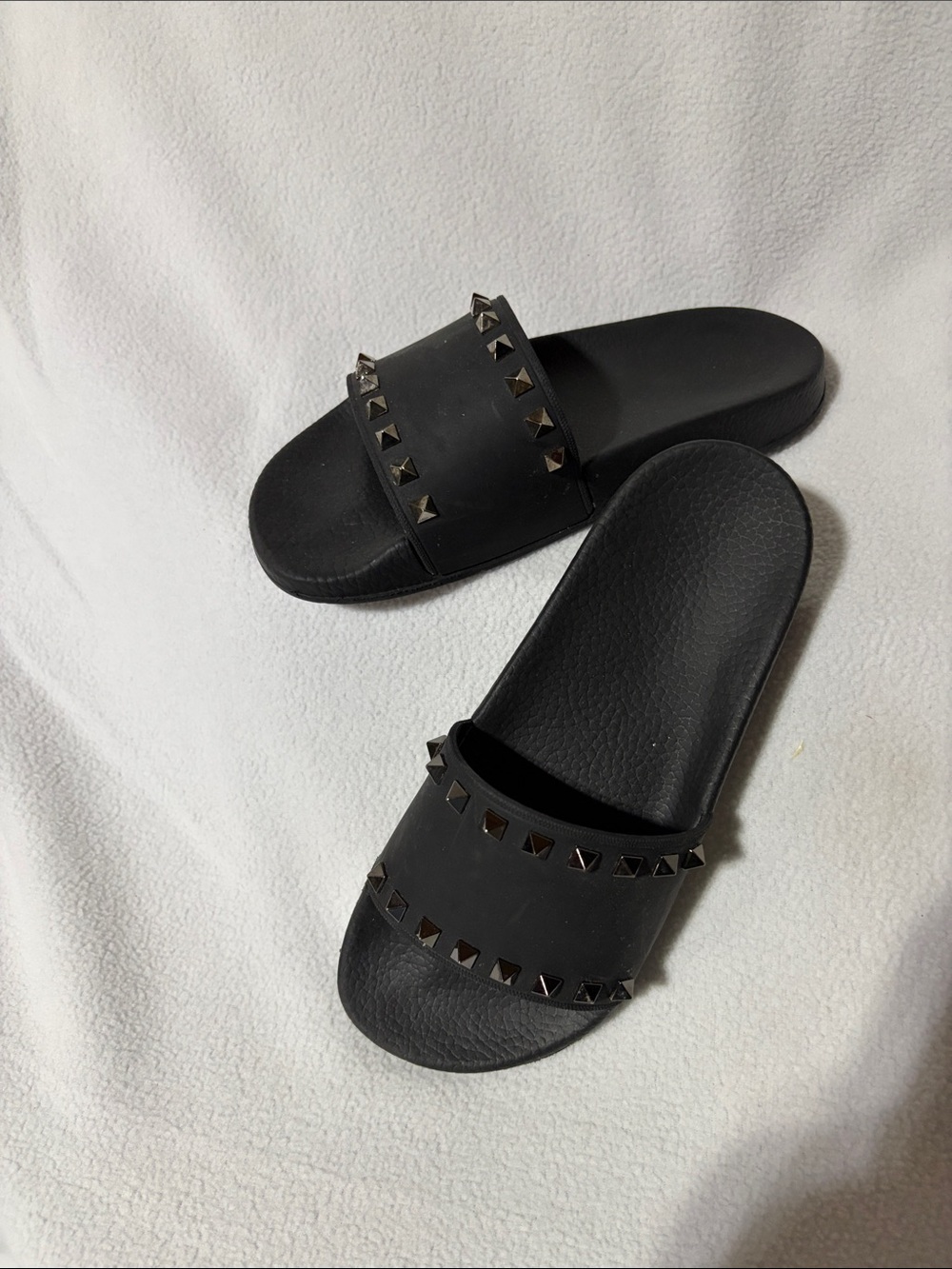 Valentino Garavani Black Logo Rubber Slide Sandals